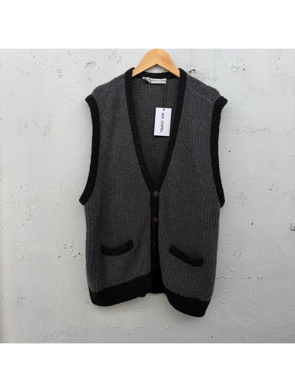 Giorgio Armani Le Collezioni Knit Pullover Cardigan Sweater